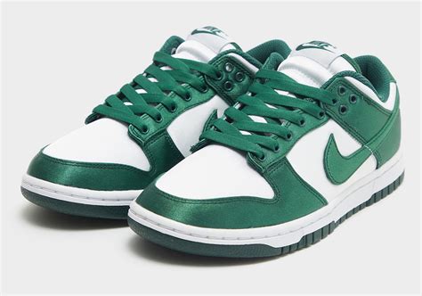 grüne nike dunks|green dunks shoes.